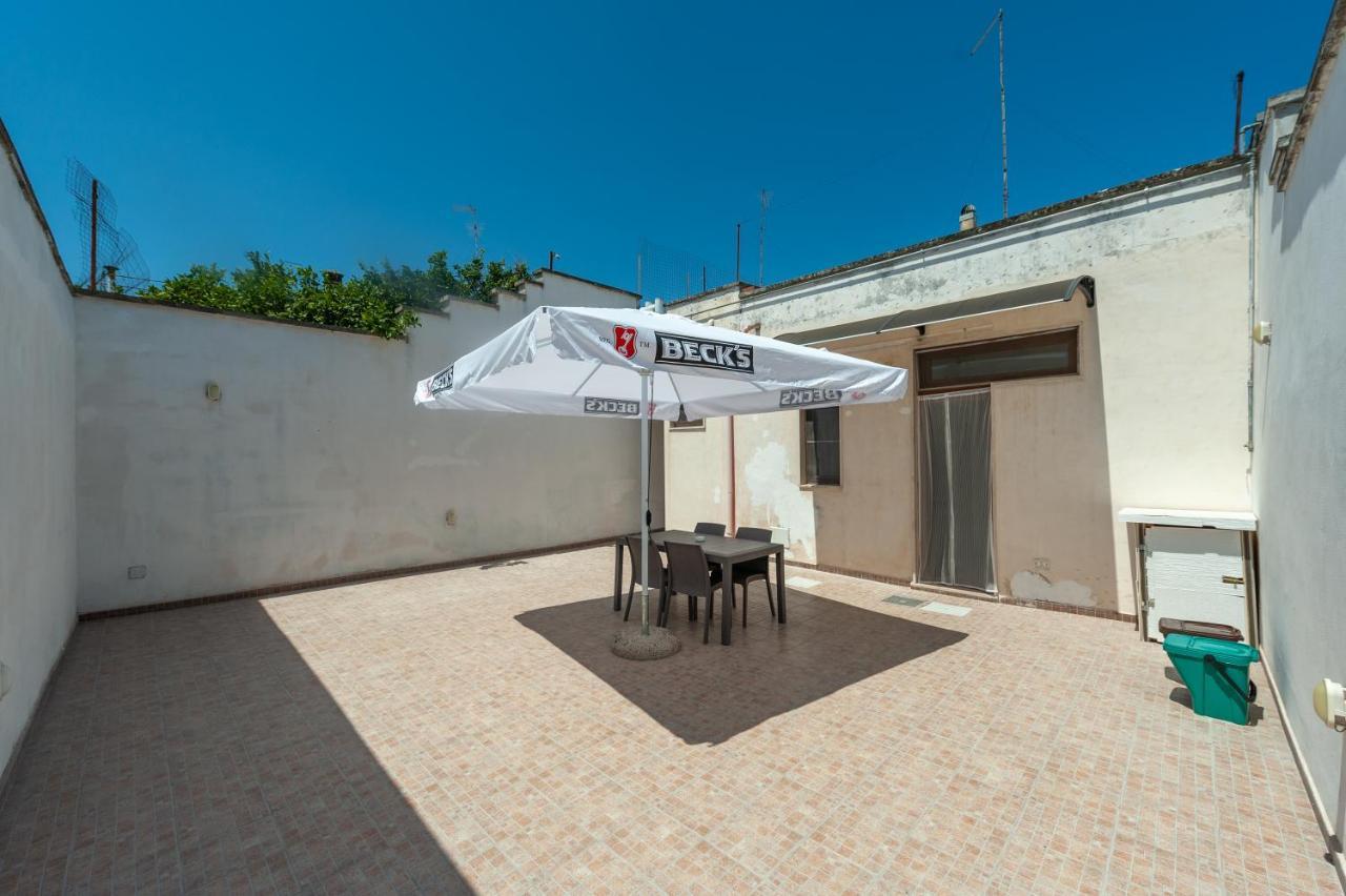Casa Vacanze Petra Squinzano Exterior photo